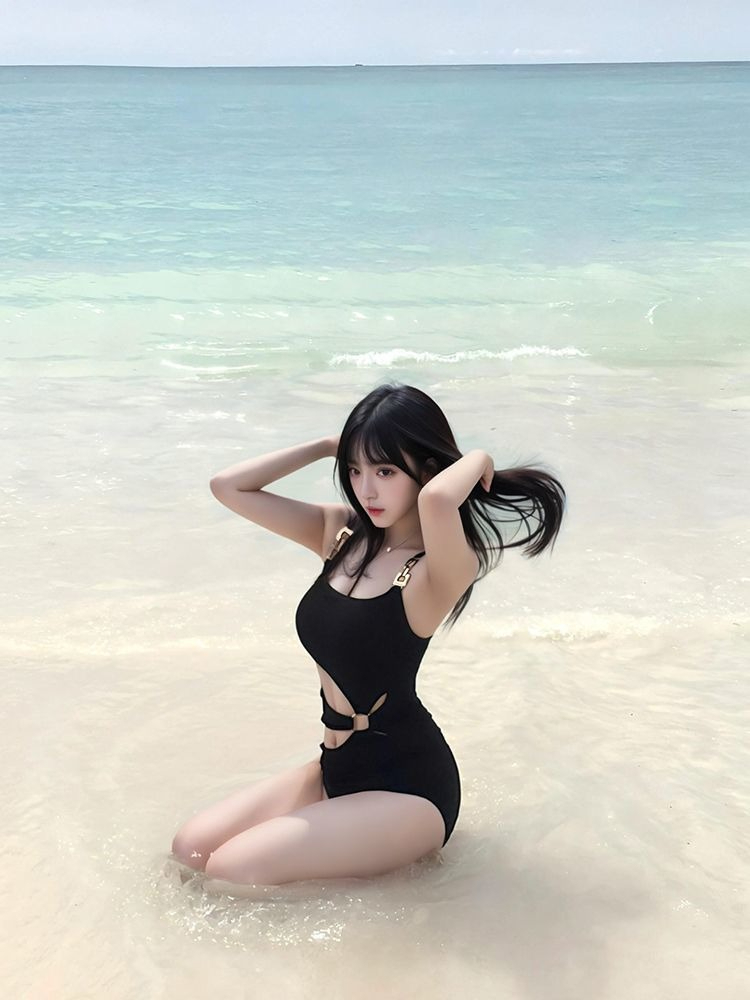 Sexy Cutout Monokini Women 202 - Spa & Wellness Hotel Diament Ustroń Zdjęcia 评论和价格